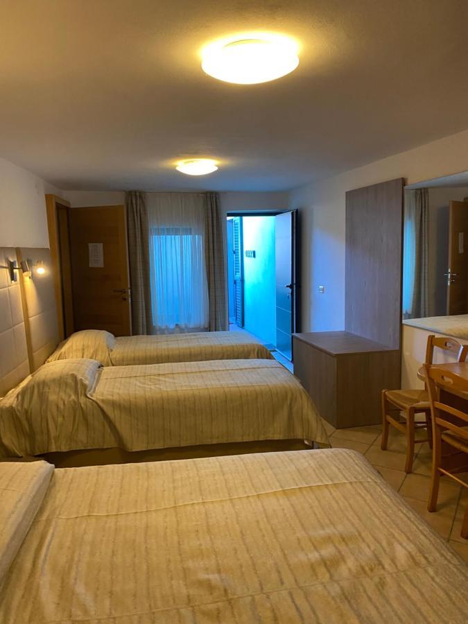 Fedrig Private Rooms & Apartment Kobarid Exterior foto