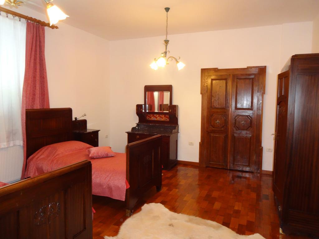 Fedrig Private Rooms & Apartment Kobarid Exterior foto
