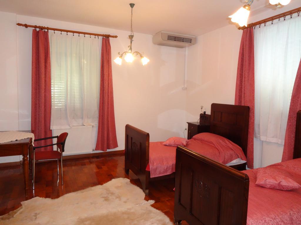 Fedrig Private Rooms & Apartment Kobarid Exterior foto